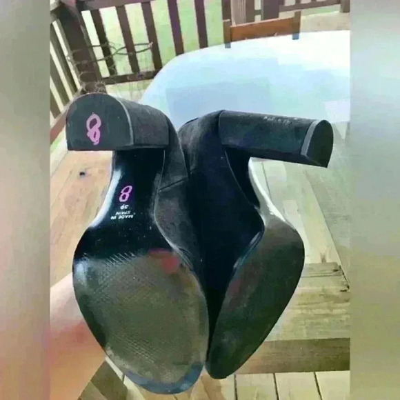 Intentionally Blank Black Embroidered Rose Boots Size 39 - Picture 10 of 11